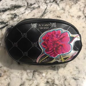 NWT Victoria Secret belt bag